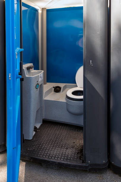 Best Portable restroom trailer rental  in Howland Center, OH